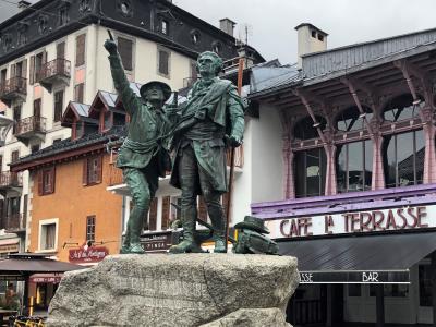 Statue Balmat et Saussure Statue Balmat et Saussure
